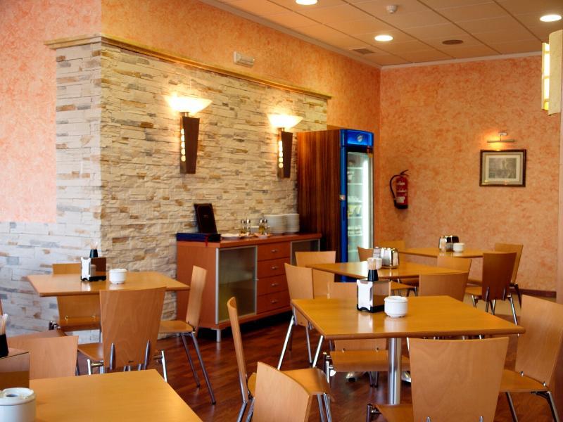 Isur Hotel
