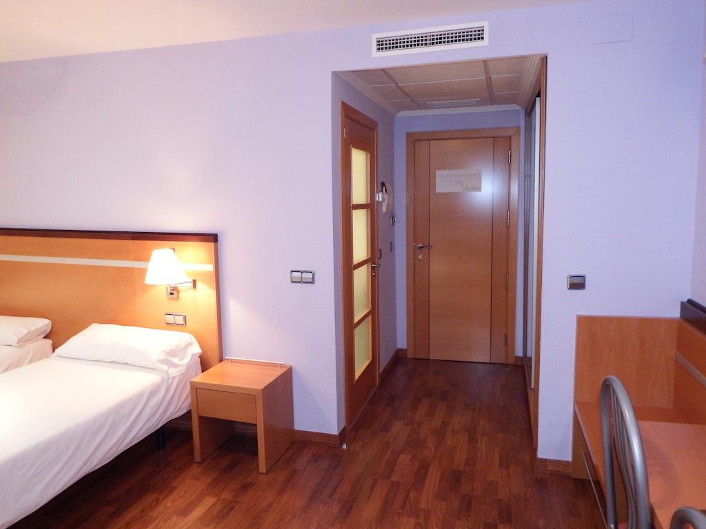 Isur Hotel 3*