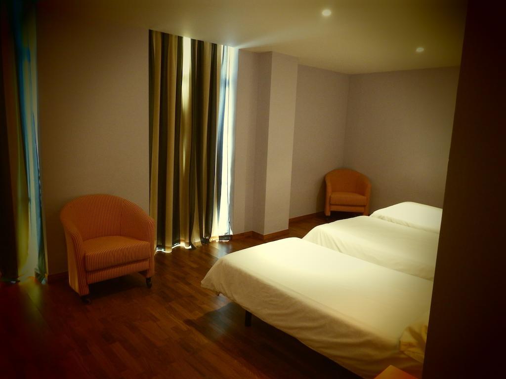 Isur Hotel 3*