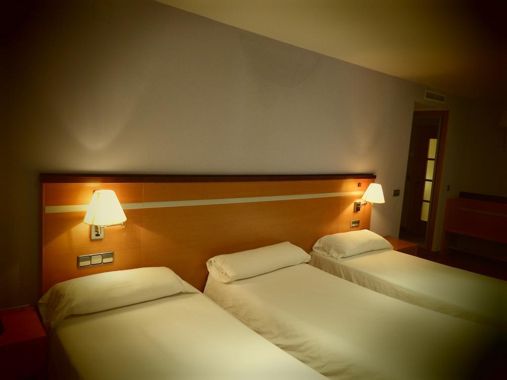 Isur Hotel 3*