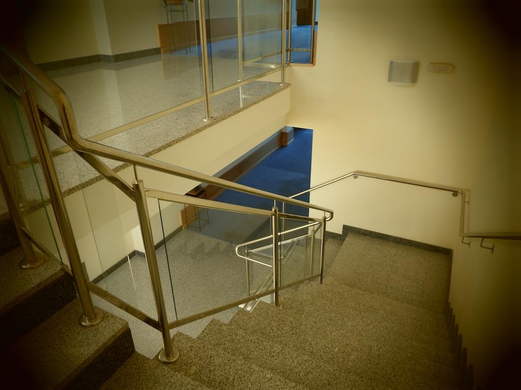 Isur 3*